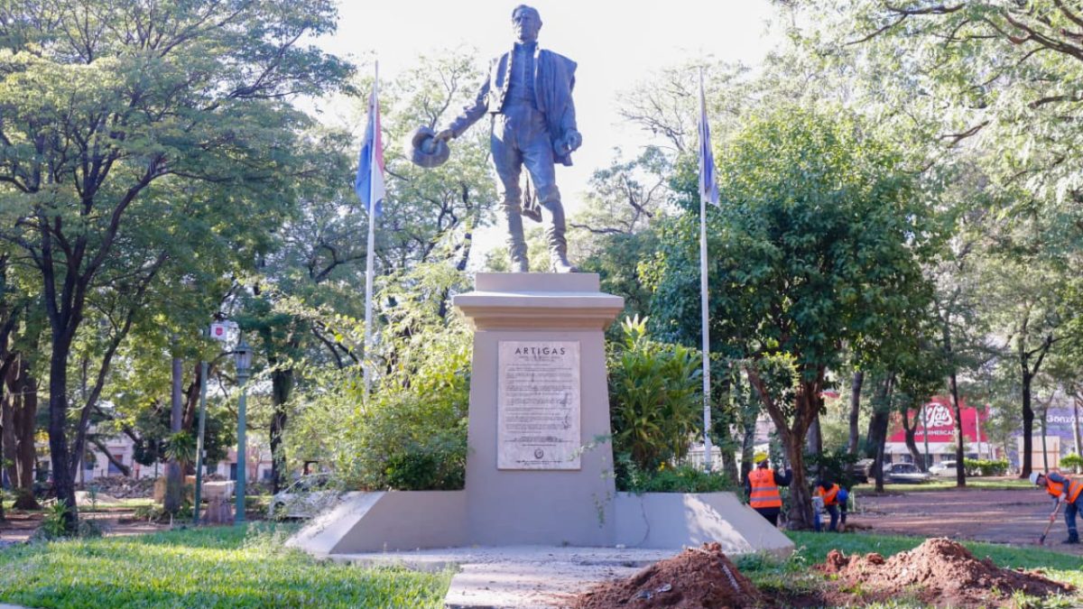 Obras en la Plaza Uruguaya priorizan preservación de árboles