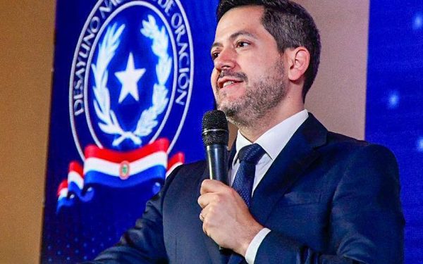 Diputados se ofrecen como mediadores para destrabar la huelga de médicos