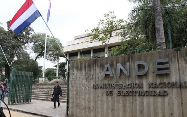 Atome amenaza con ir a un arbitraje internacional contra Paraguay por tarifa eléctrica