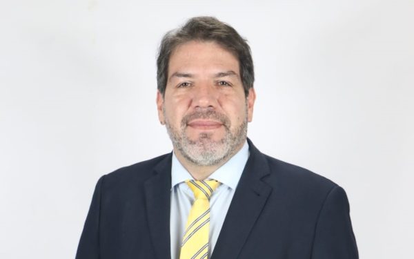 Catorce liberales desoyen al PLRA y acompañaron la reelección de Benítez
