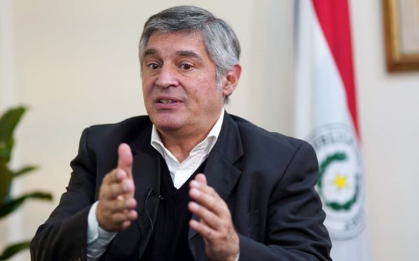 MEC reduce inversión y recursos para aprendizaje, pero sube el gasto salarial