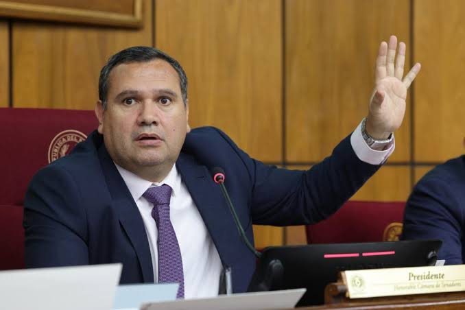 Senador pide dejar de lado las diferencias y escuchar a las bases