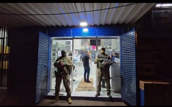 Operativo Jeog: hallan un sótano con medicamentos controlados en el Mercado 4