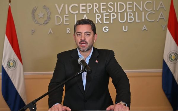 Alliana medirá a Latorre, Sosa y Riquelme para definir su dupla