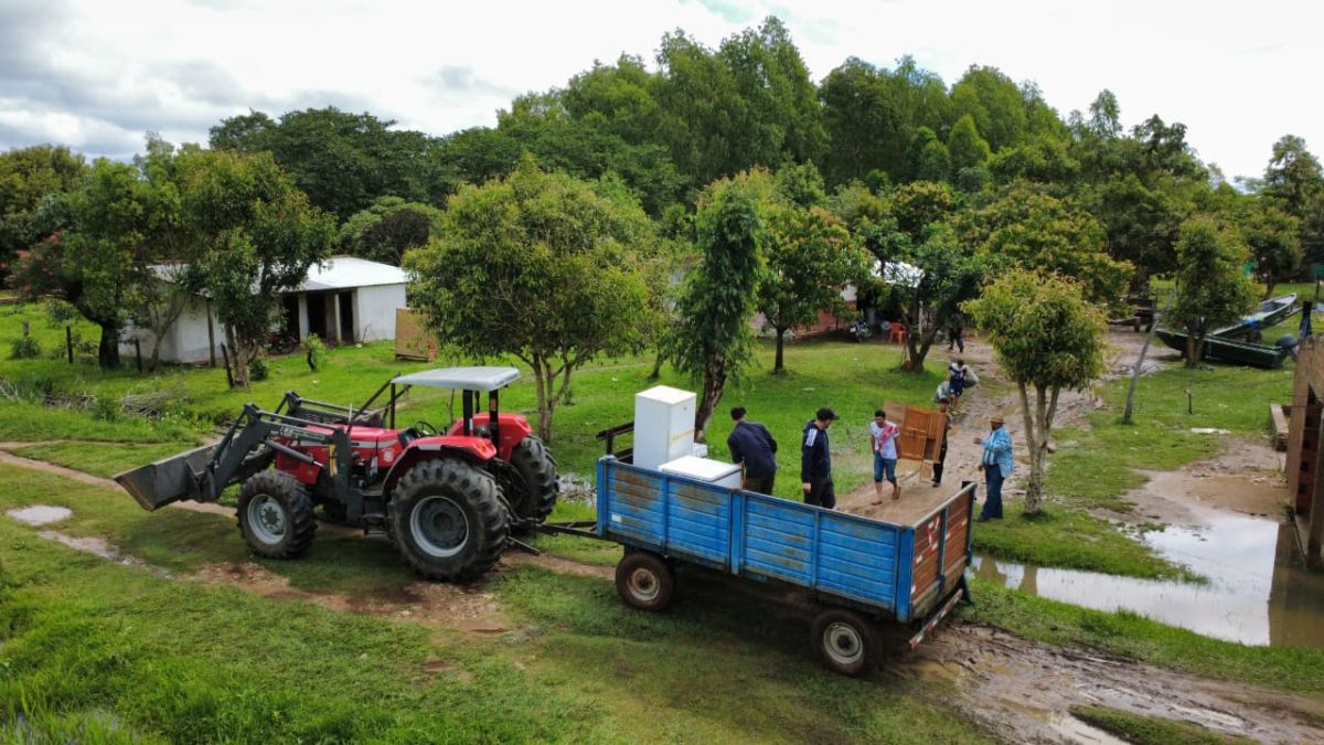 Crecida histórica del Paraná deja más de 2.000 evacuados en Ayolas