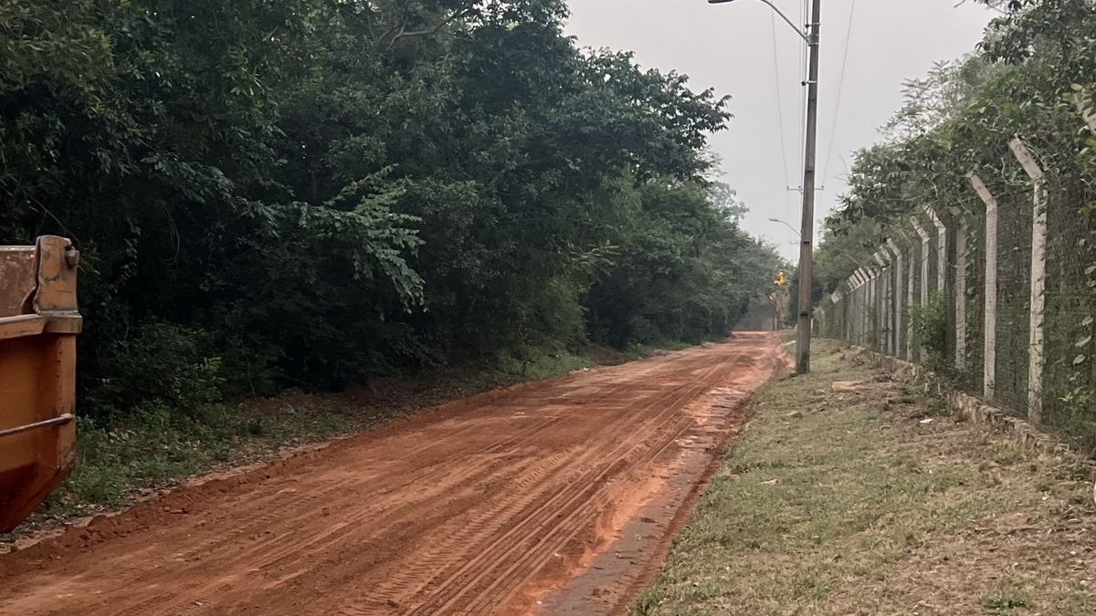 El 84% de los caminos del país sigue siendo de tierra