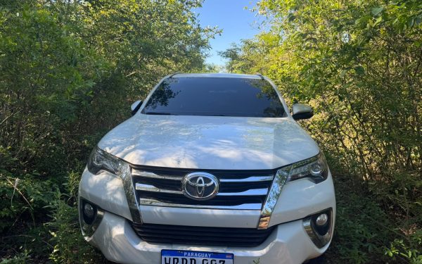 Hallan camioneta utilizada en el crimen de Rebeca Martínez